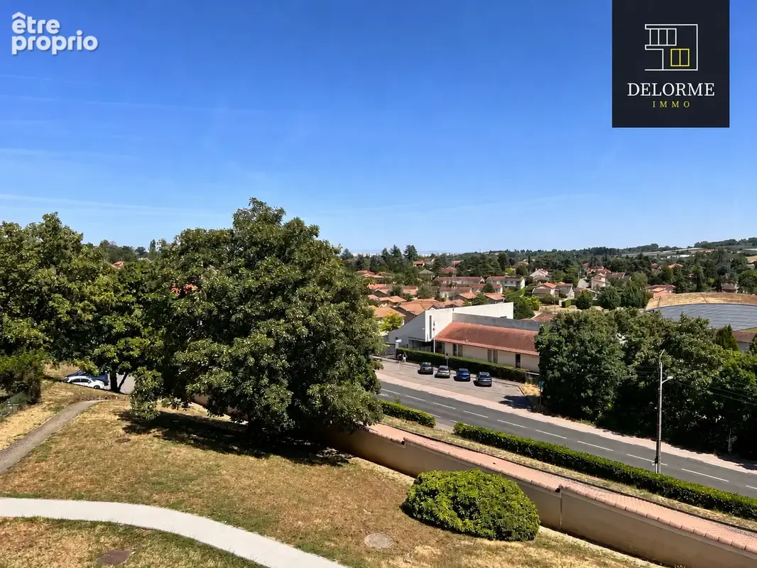 Appartement T3 de 83 m2 avec balcon à Saint-Genis-Laval - photo 3