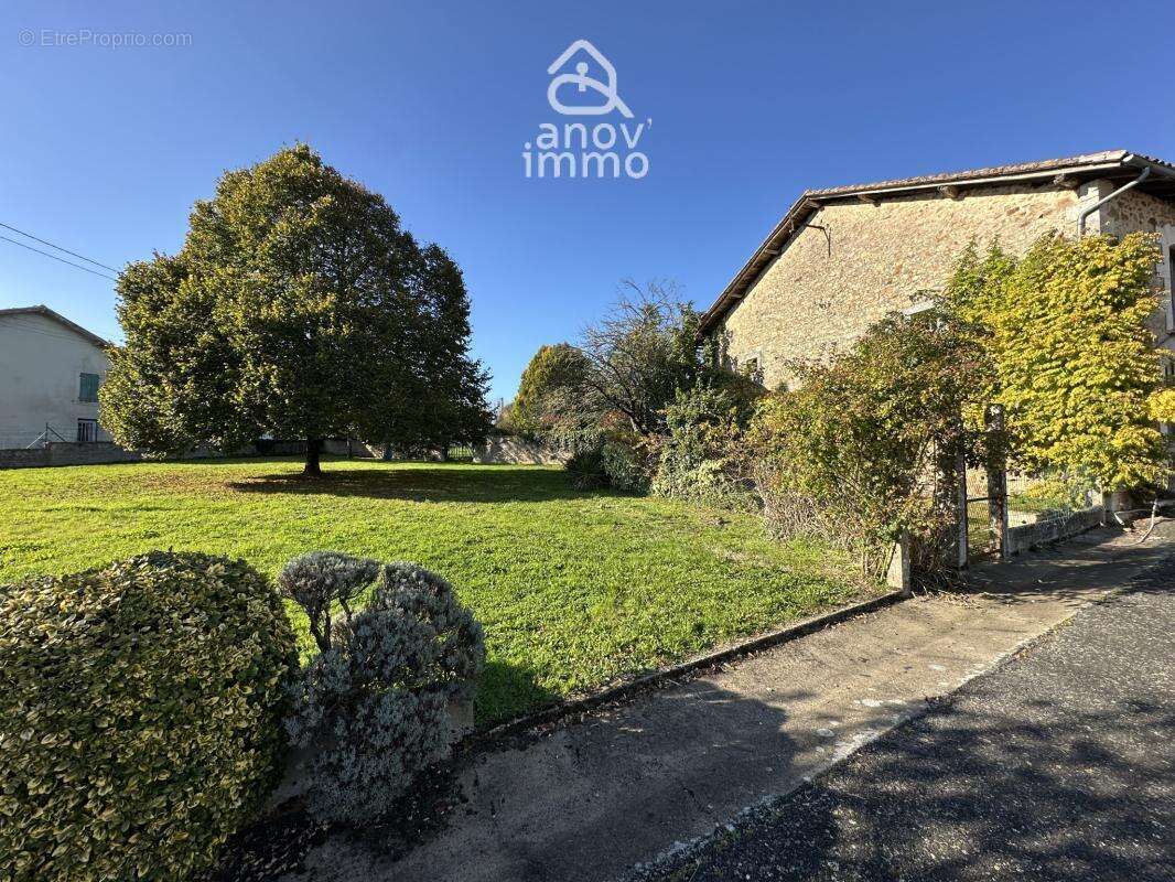 Maison 8 pièces 198 m2 MASSIGNAC - photo 21