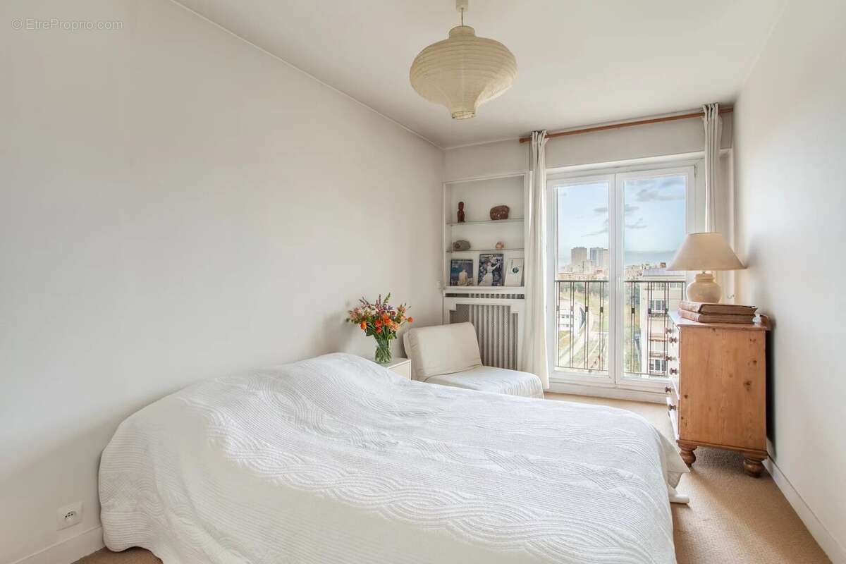 Appartement à PARIS-20E