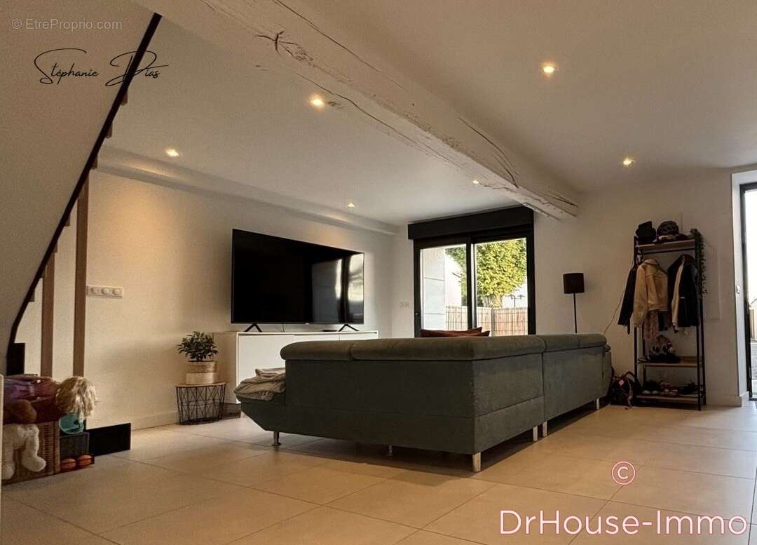 Maison à LA CHAPELLE-SAINT-MESMIN