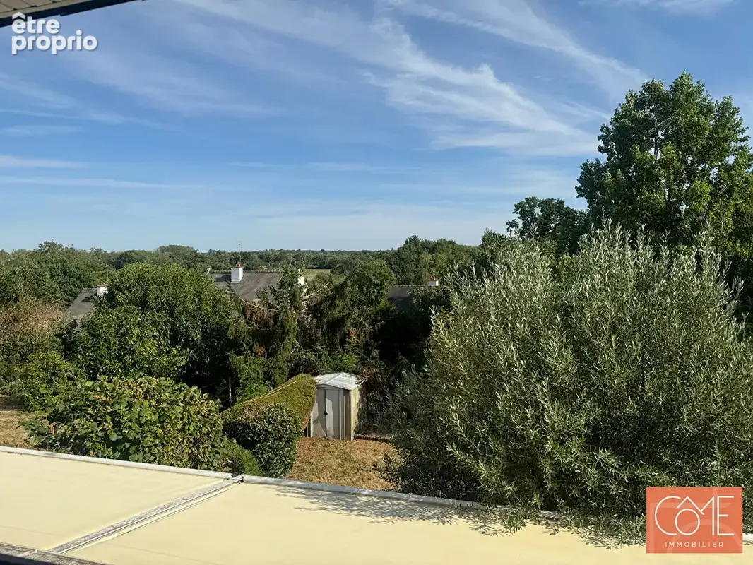 A vendre - maison familiale sur la commune de noyal chatillon sur seiche de 101m² quartier centre ville - photo 3