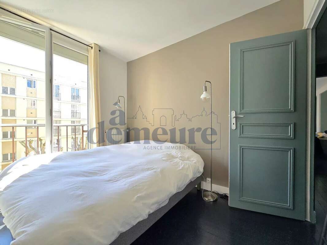 Appartement à ISSY-LES-MOULINEAUX