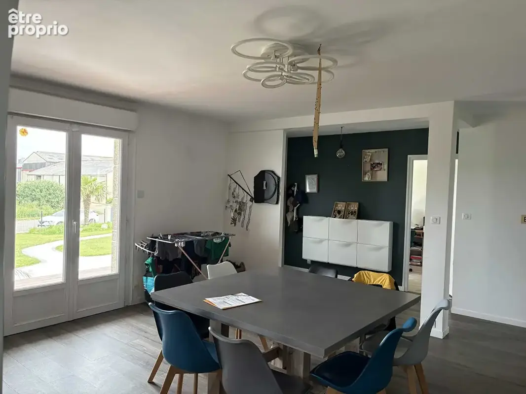 A vendre, Naizin, maison 168m², 7 chambres, terrain d'environ 2856m² - photo 2