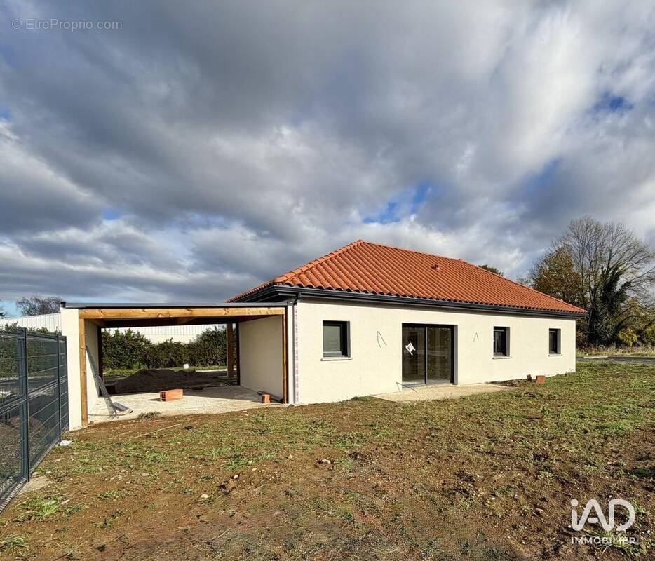 Photo 1 - Terrain à TARBES