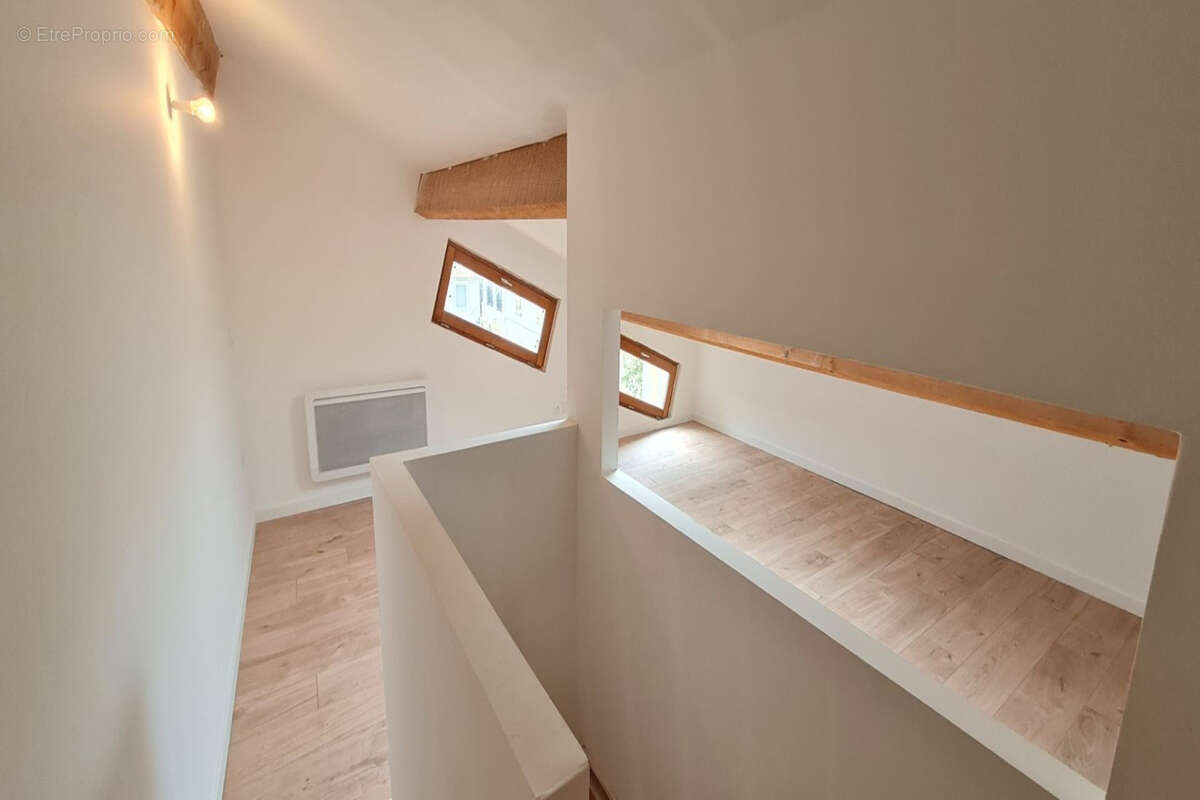 Maison à SAINT-QUENTIN-LA-POTERIE