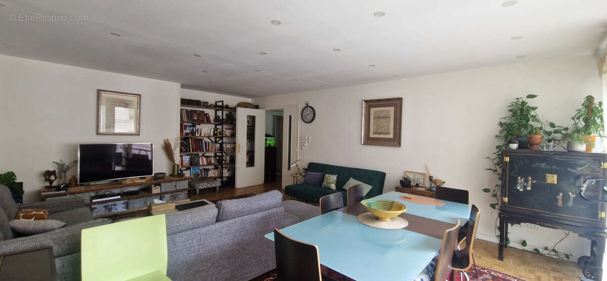 Appartement à PARIS-20E