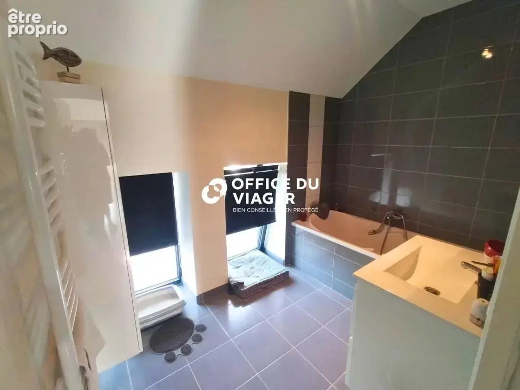 Appartement- 4 pièces - 109,28 m² - photo 14