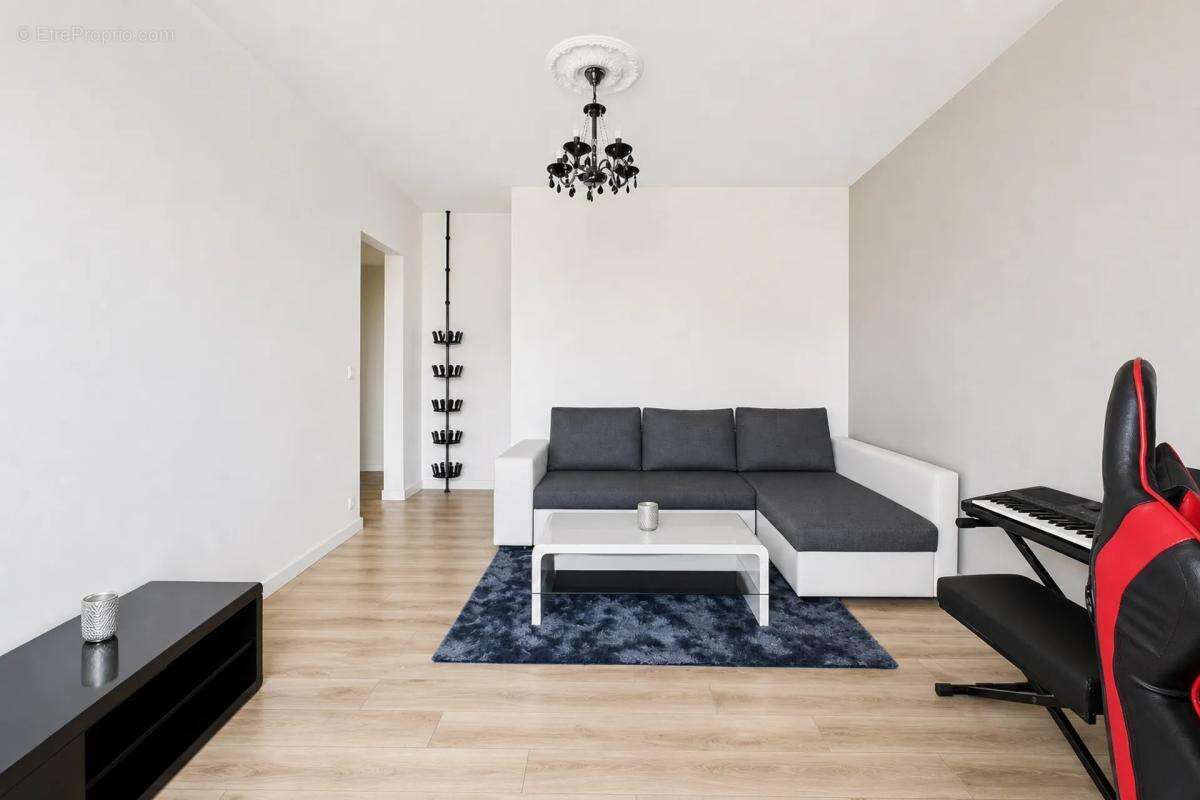 Appartement à STAINS