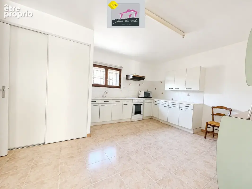 Maison de village avec garage et jardin - photo 2