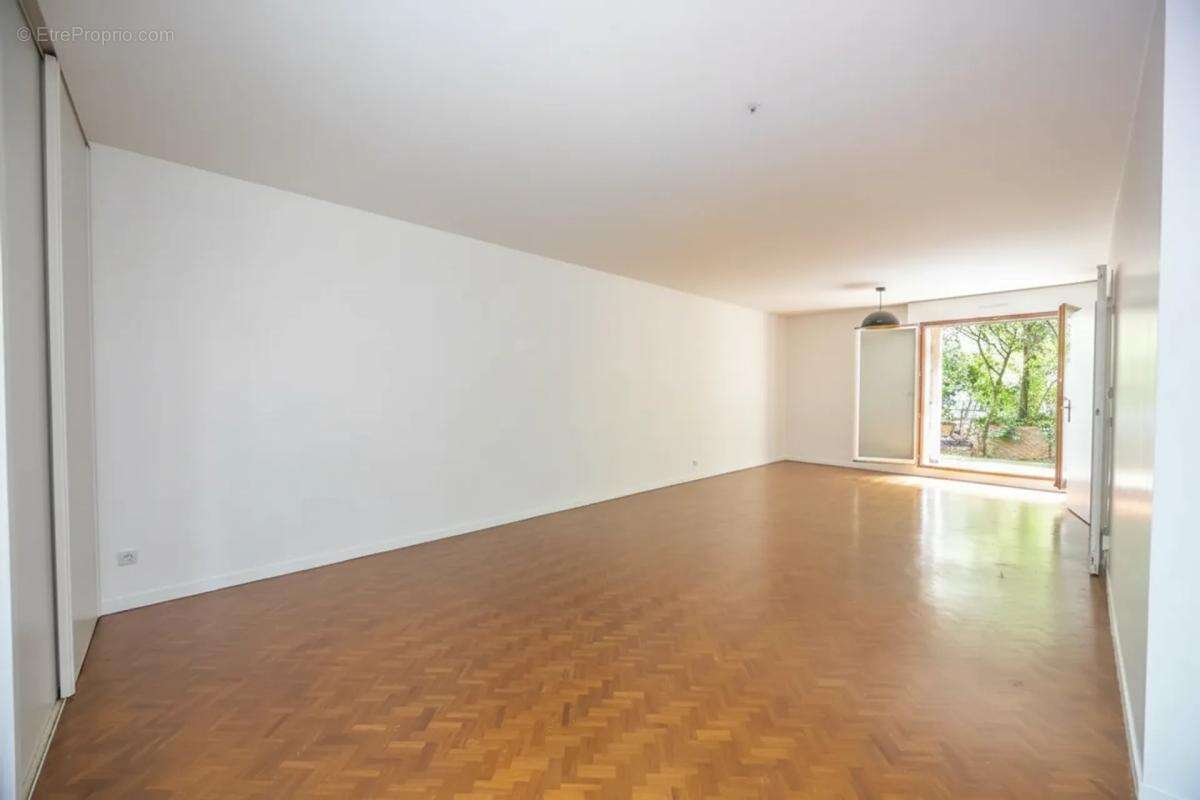 Appartement 3 pièces de 61 m² situé à Paris - photo 10