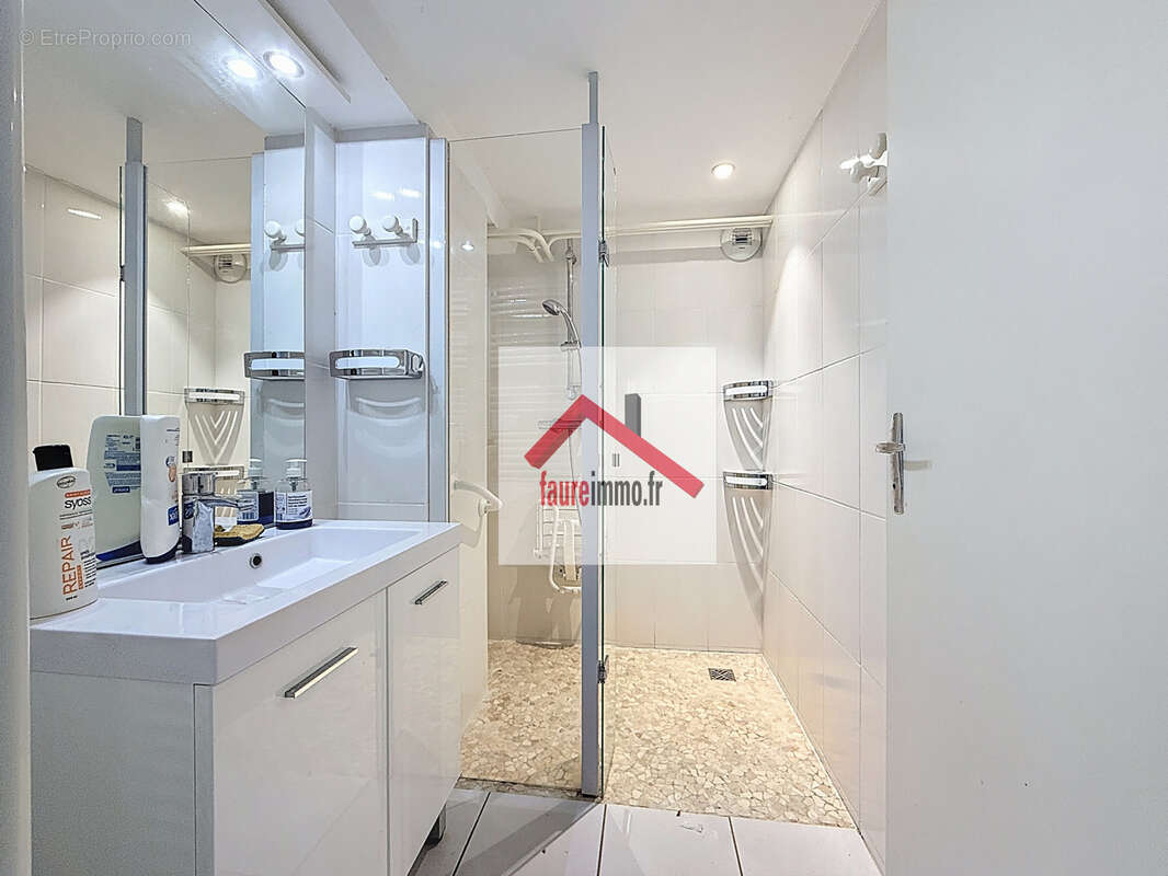 Maison à SAINT-VIANCE