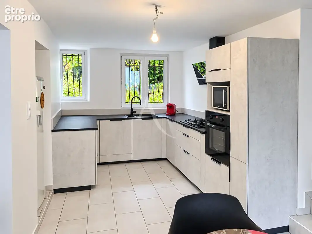 Pommeuse  maison briarde de caractère, 3 chambres, plus de 6 000 m² de terrain - photo 4