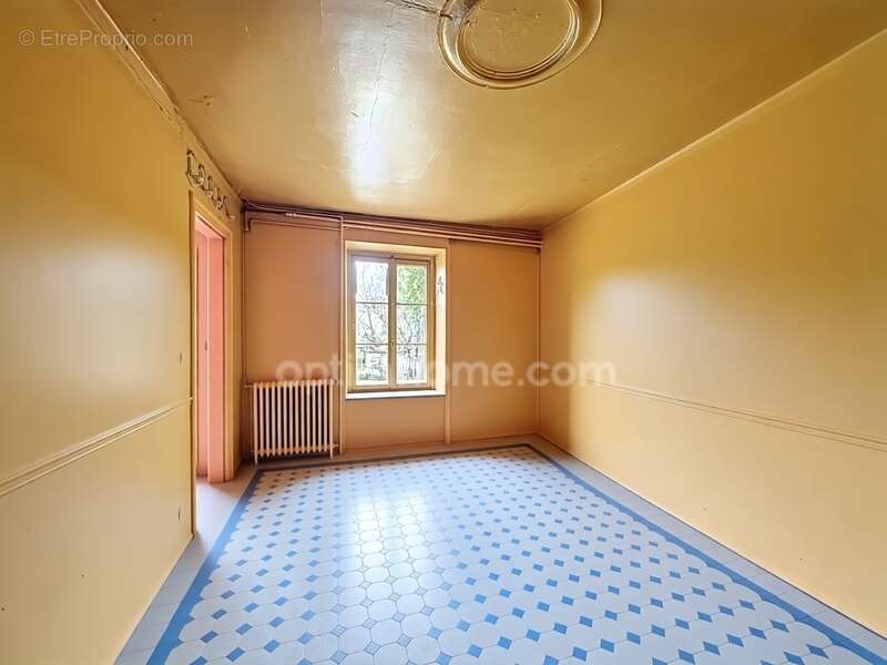 Maison à VALMONDOIS