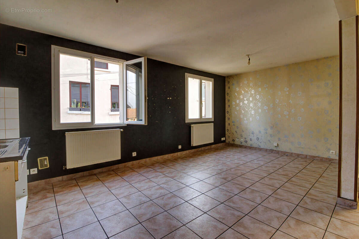 Maison à AMBERIEU-EN-BUGEY