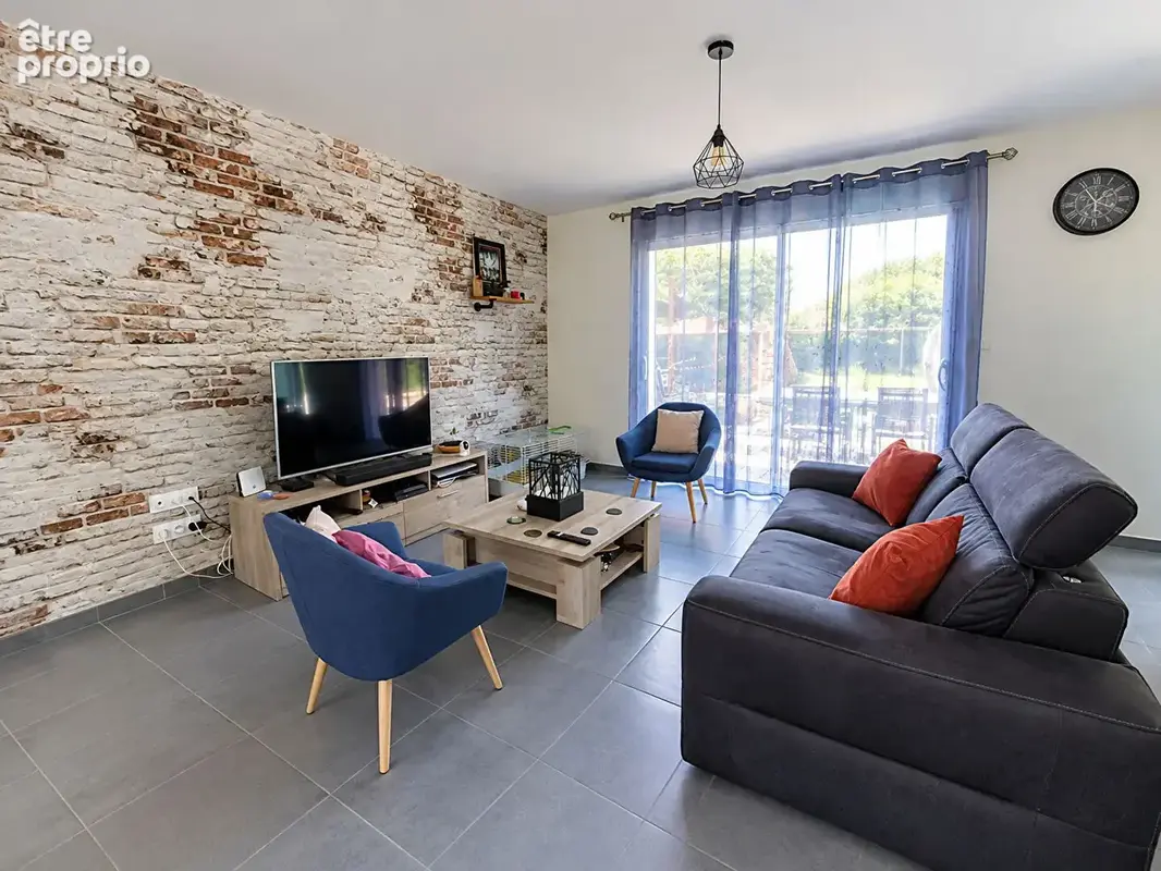 Maison contemporaine à vendre à Tierce 4 chambres, garage et Jardin clos - photo 3