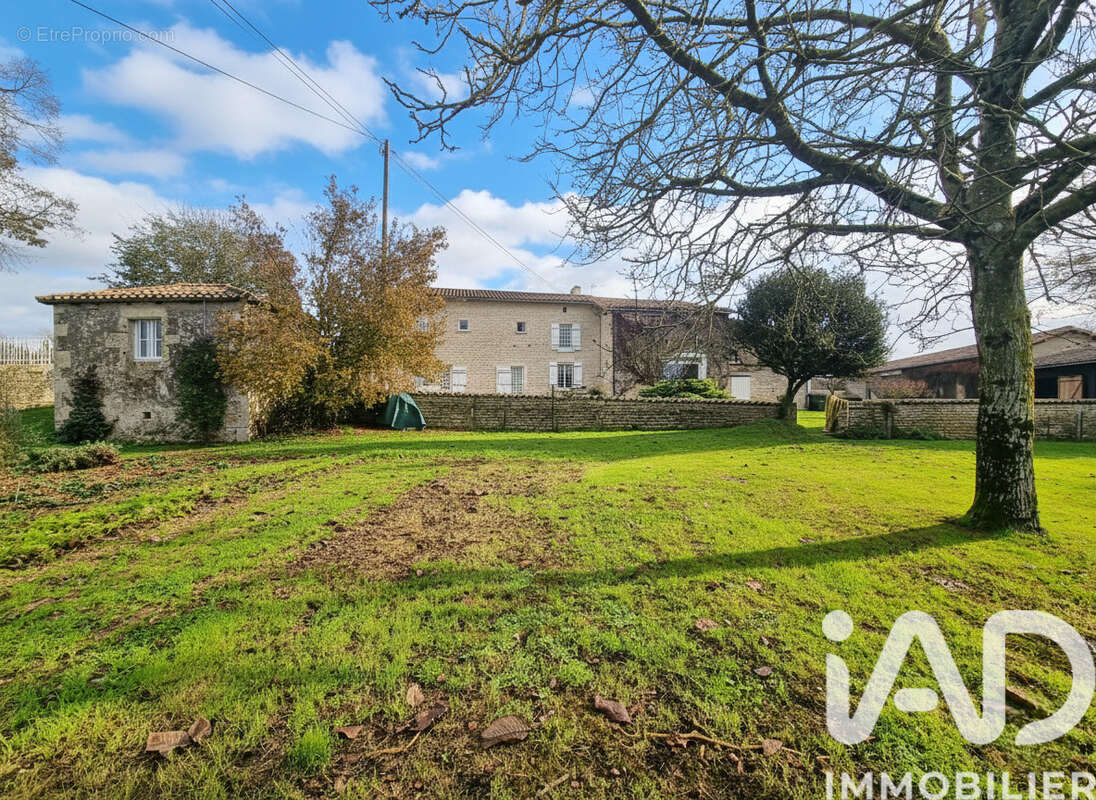 Photo 3 - Maison à MELLE