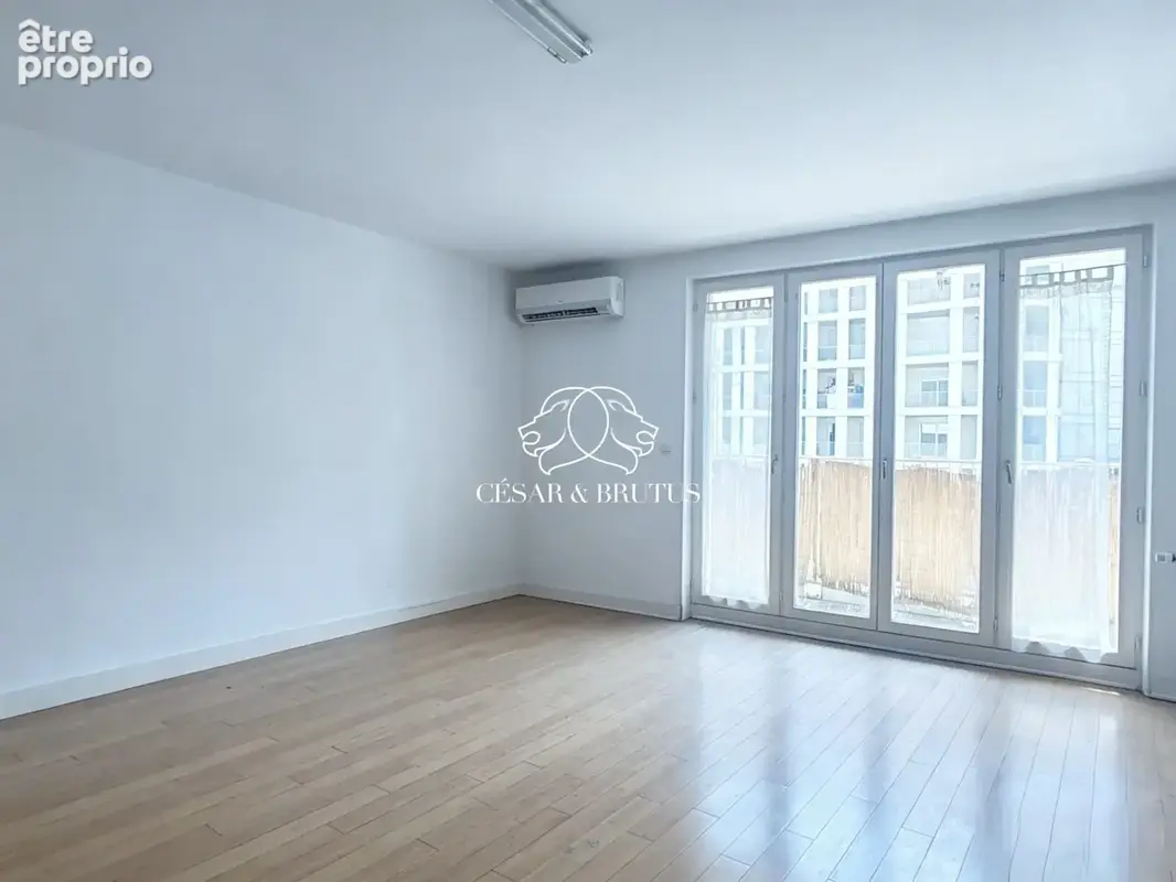 Appartement 3 pièces 74 m² à vendre à Lyon-8e (69008) - photo 2