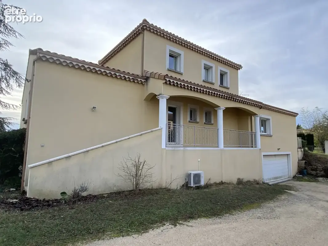 Annonay, maison familiale de 172m2 sur sous-sol complet - photo 16