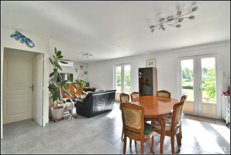 Pavillon récent 4 chambres – Au calme, sans travaux – St Saturnin (18 Cher) - photo 10