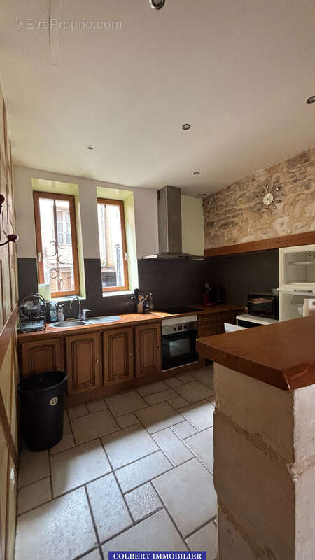 Maison à SAINT-BRIS-LE-VINEUX
