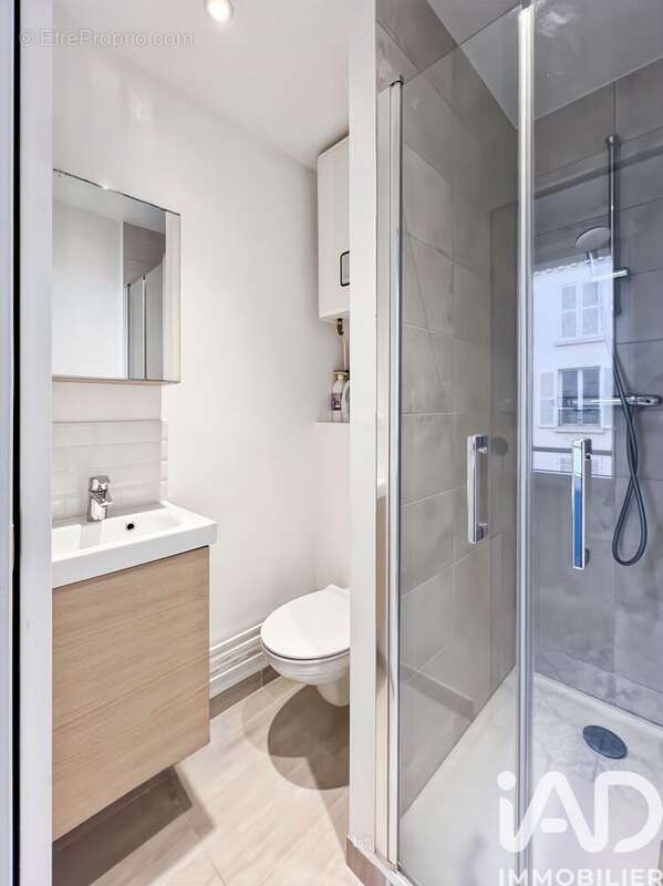 Photo 3 - Appartement à LEVALLOIS-PERRET