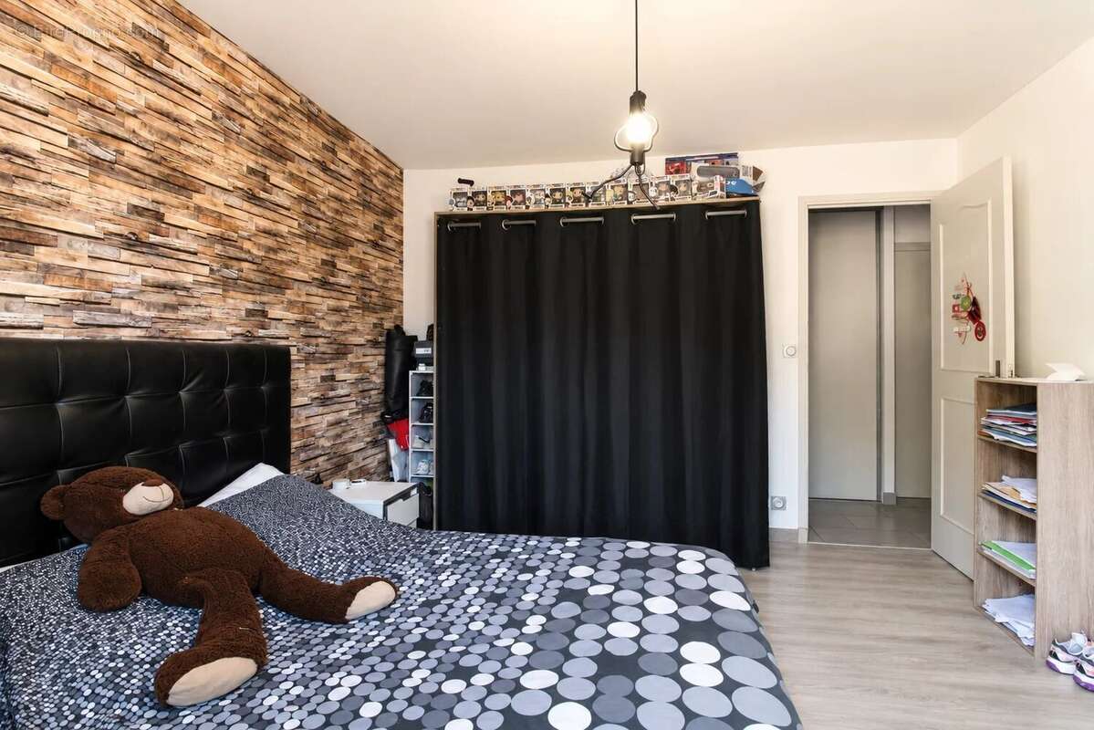 Appartement à SAINT-MARTIN-DU-VAR
