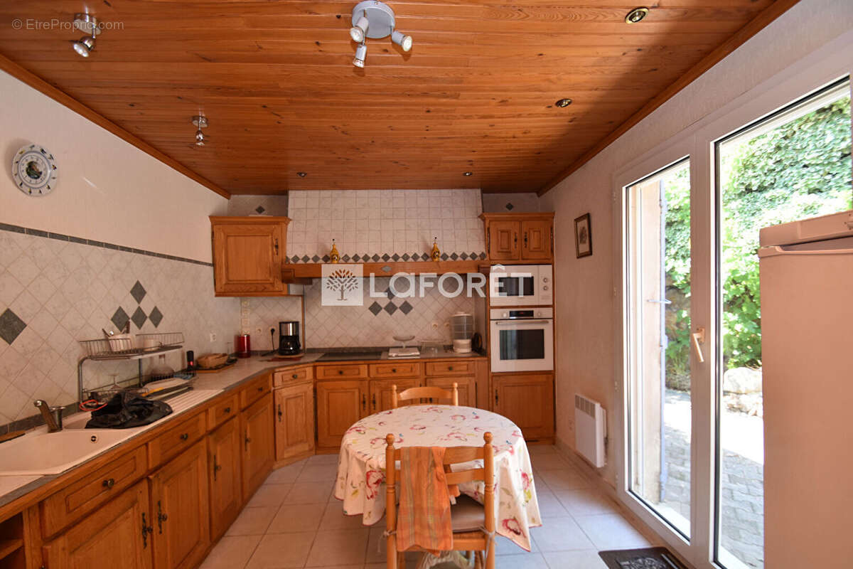 Maison à MONTAUROUX