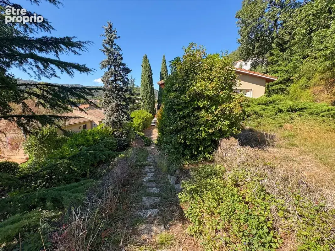 SAINT-PÉRAY – Grande maison familiale de 168 m² avec terrain d’environ 1 000 m² - photo 28