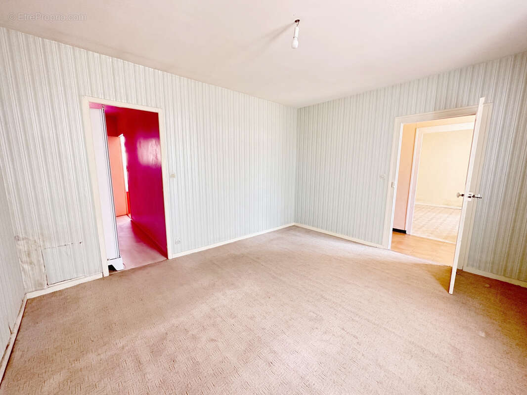 Maison à VARENNES-SUR-ALLIER