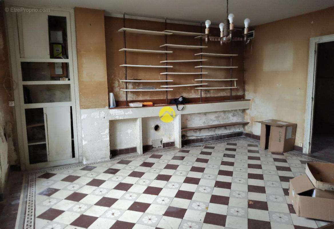 Maison à SAINT-AMAND-MONTROND