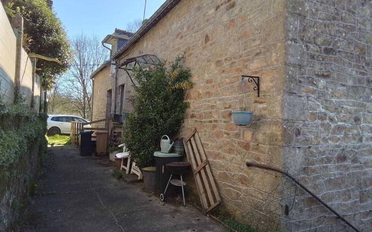 Maison à GUEMENE-SUR-SCORFF