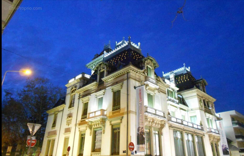 Appartement à LYON-8E