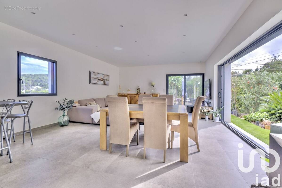 Photo 1 - Maison à VALLAURIS