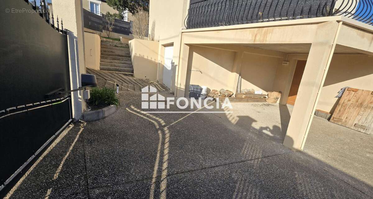 Maison à PONTOISE