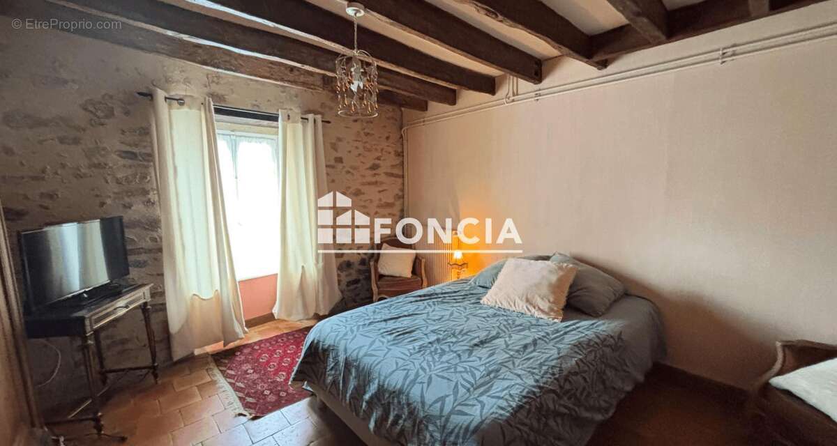 Maison à FRESNAY-SUR-SARTHE