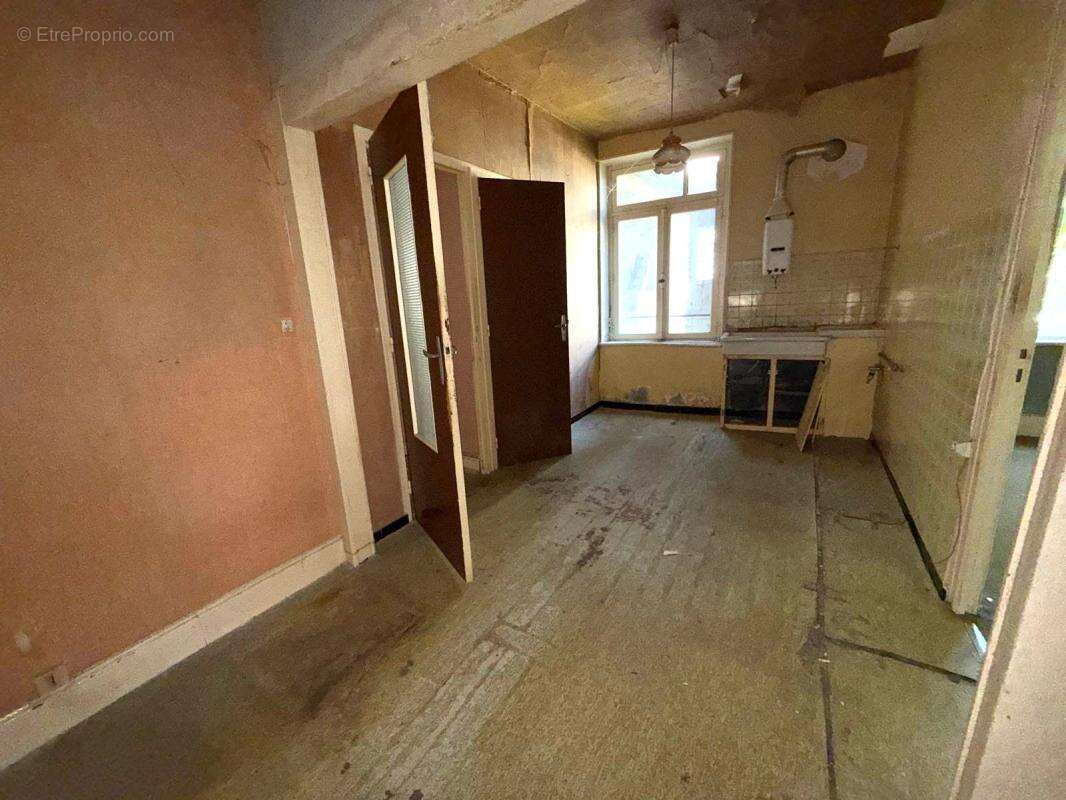 Appartement À Vendre - photo 3