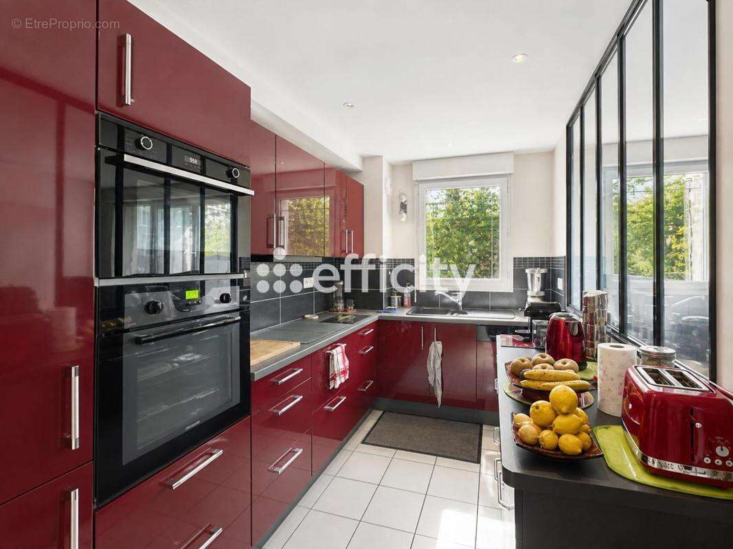 Appartement à RUEIL-MALMAISON
