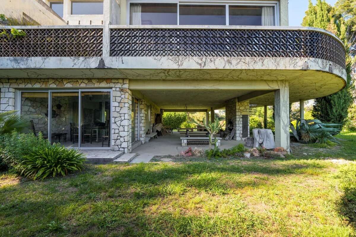 Maison à CAGNES-SUR-MER