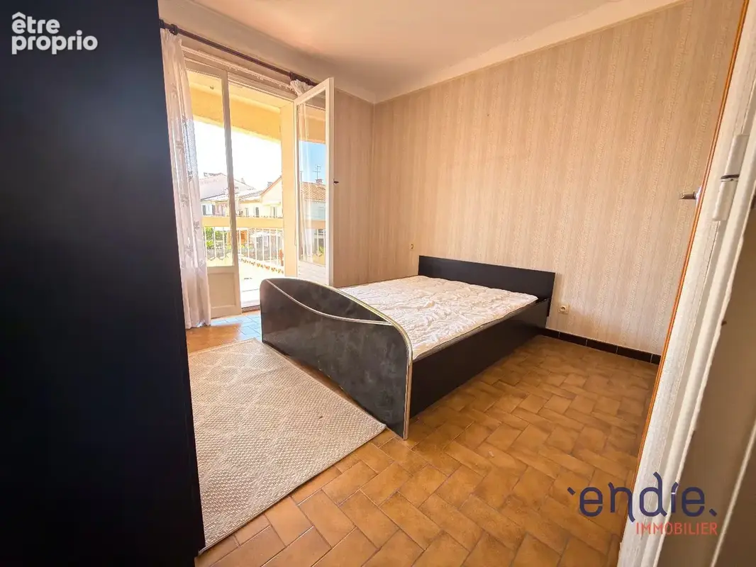 Villa 3 faces avec jardin, garage et 4 chambres - photo 10
