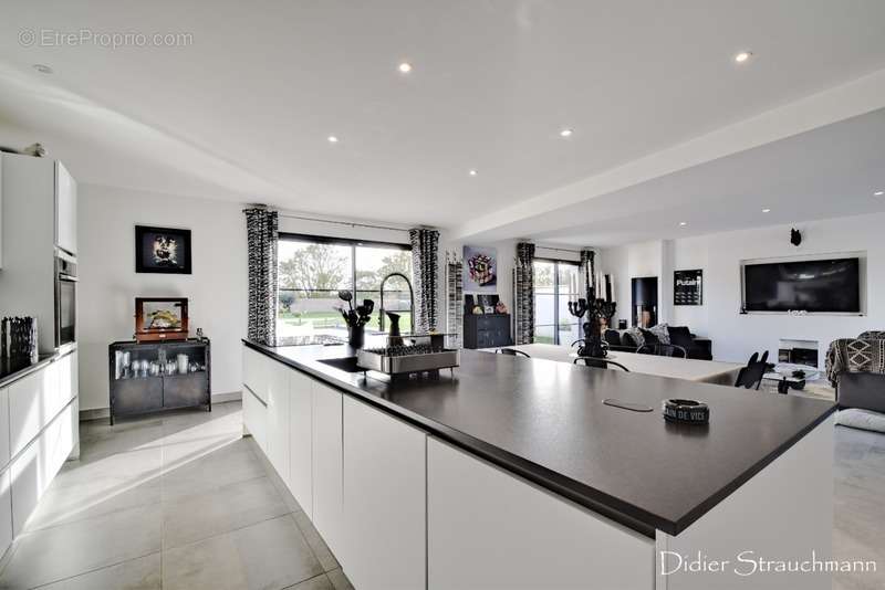 Maison à AIGREFEUILLE-D'AUNIS