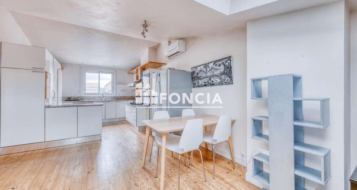 Appartement à BORDEAUX