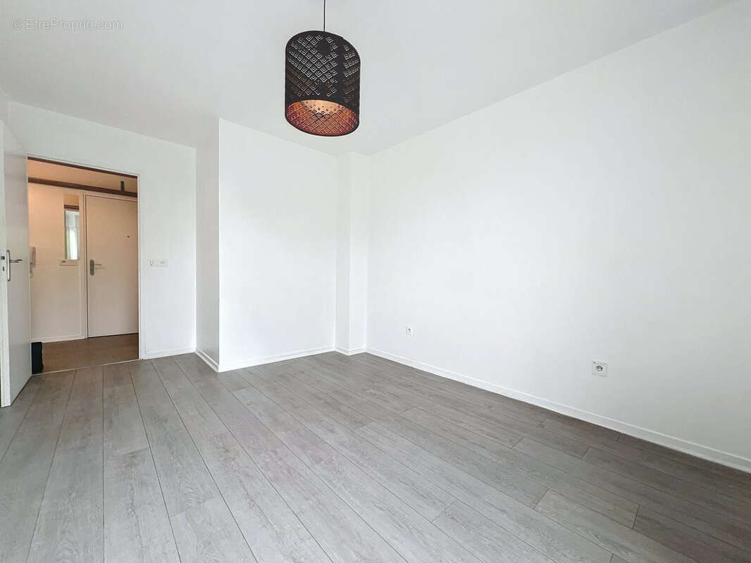 Appartement à MOISSY-CRAMAYEL
