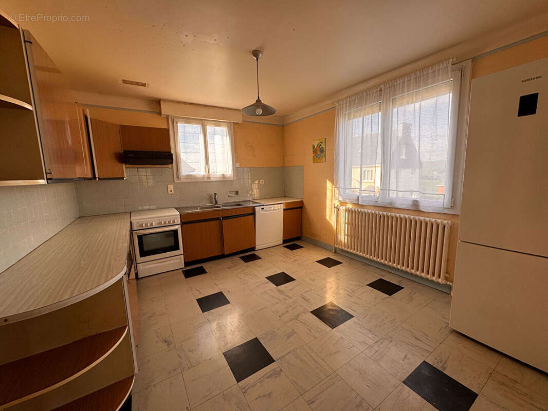 Maison à ERGUE-GABERIC