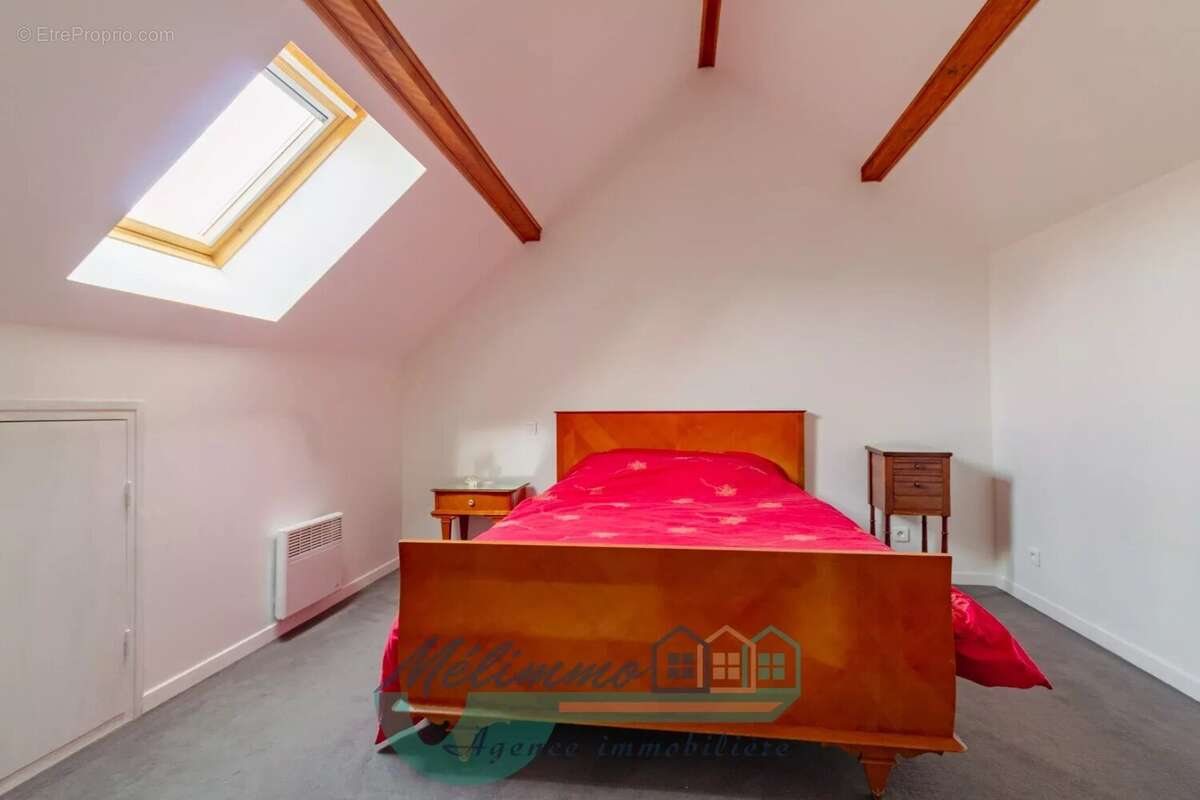 Maison 106 m² à Toucy  - photo 4