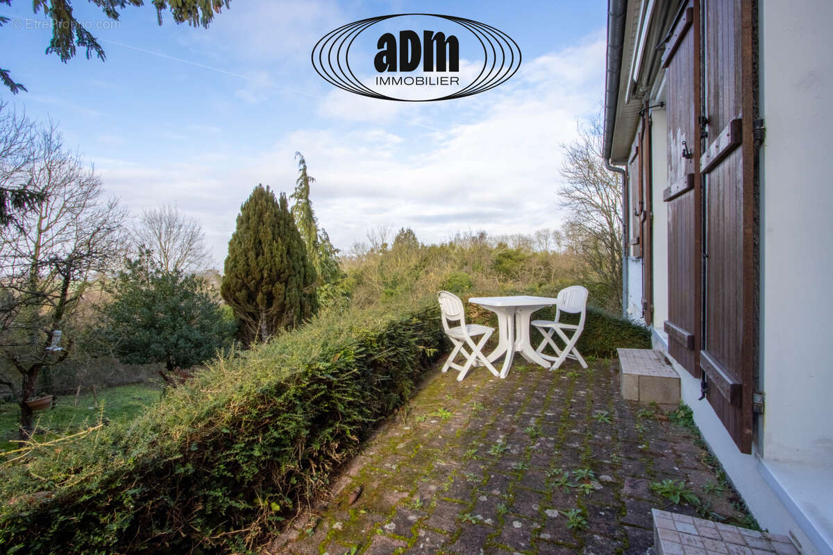 Maison à COULOMBS-EN-VALOIS