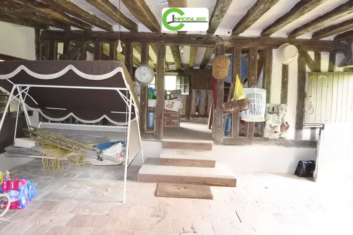 Maison à BONNETABLE