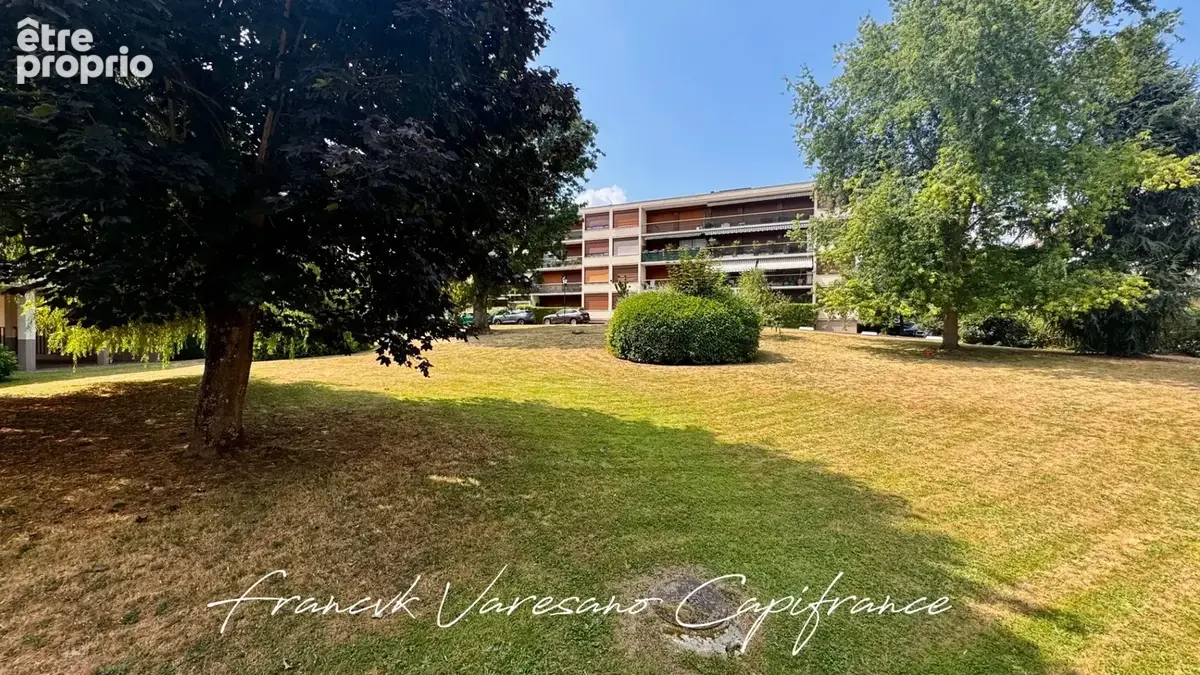 NOISY LE ROI appartement Familial 2 chambres plus espace bureau 84 m² - photo 8