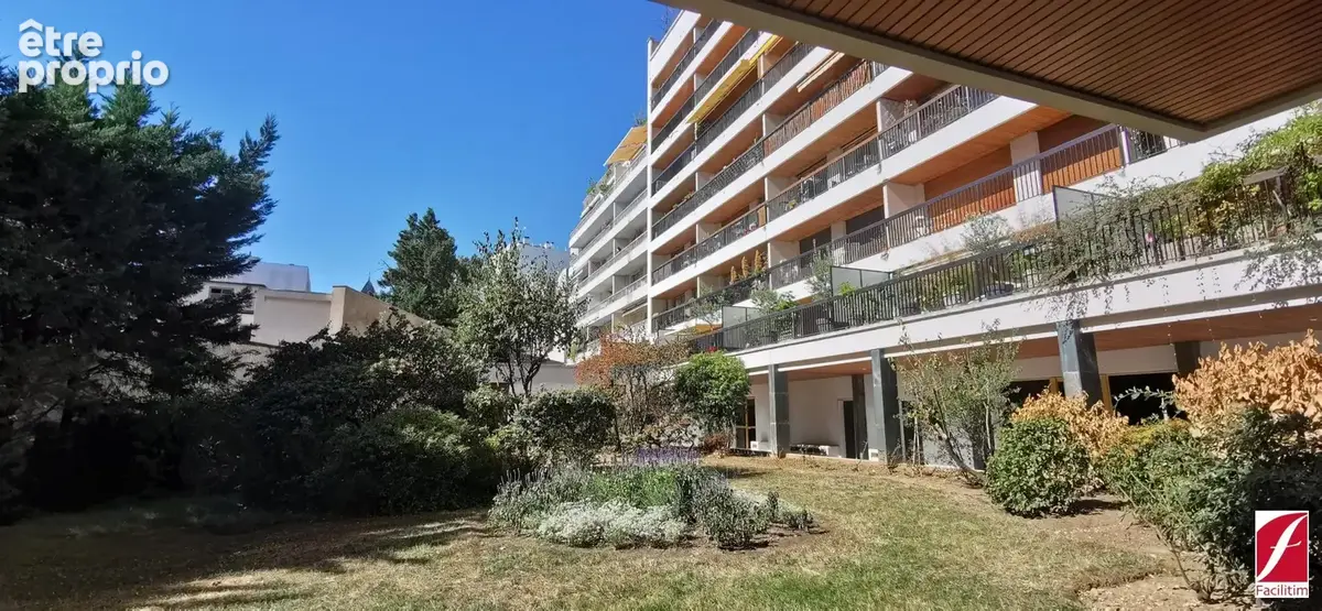 Appartement 3 pièces 66 m² à vendre à Paris-15e (75015) - photo 2