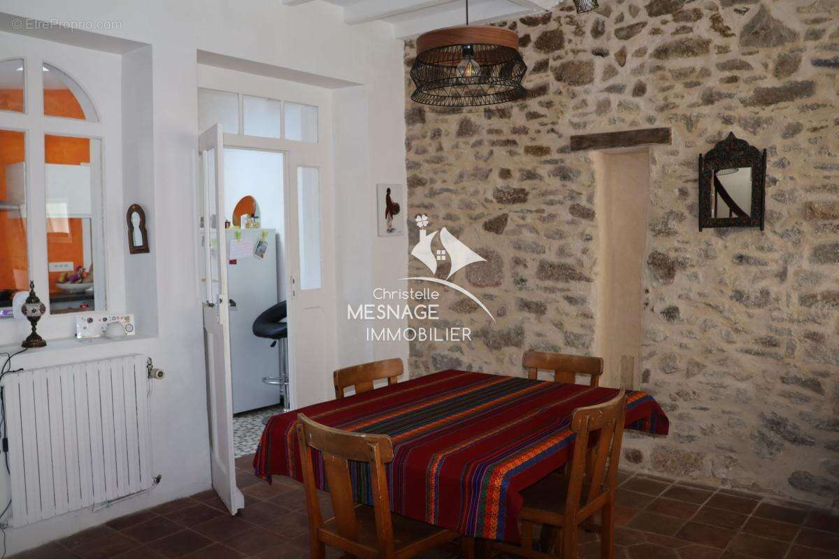 À vendre chez Christelle Mesnage Immobilier, DINAN CENTRE-VI - photo 7