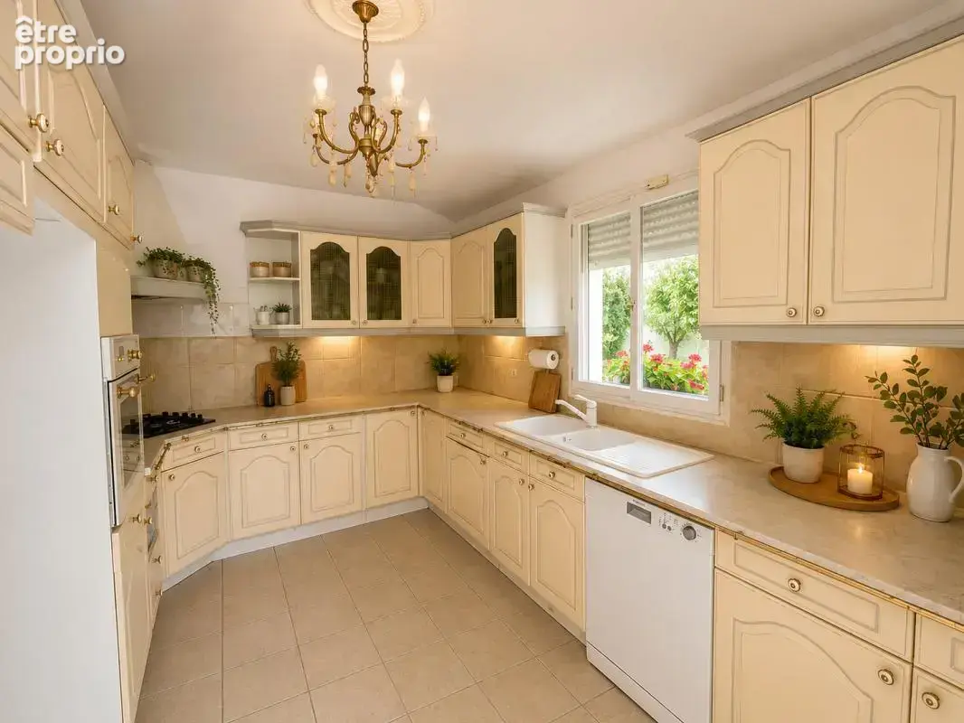 Maison familiale avec garage et jardin – 164m² – TREMBLAY-EN-FRANCE - photo 6